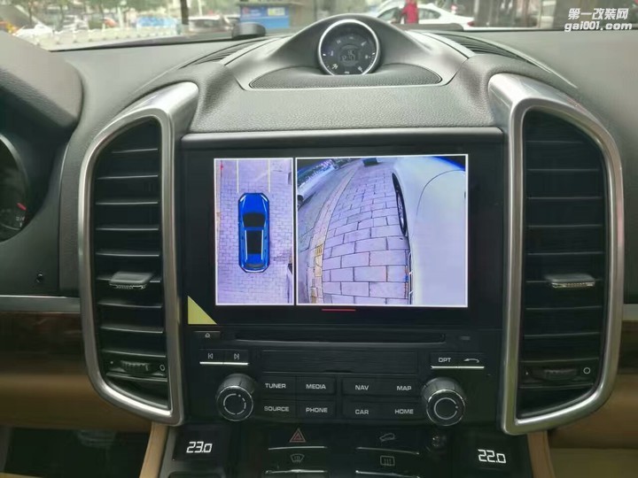 保时捷卡宴加装360全景行车，安全又方便。