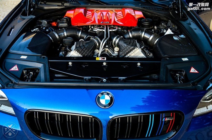 Manhart-BMW-M5-13.jpg