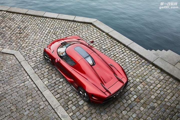 Koenigsegg发布Agera XS和Regera