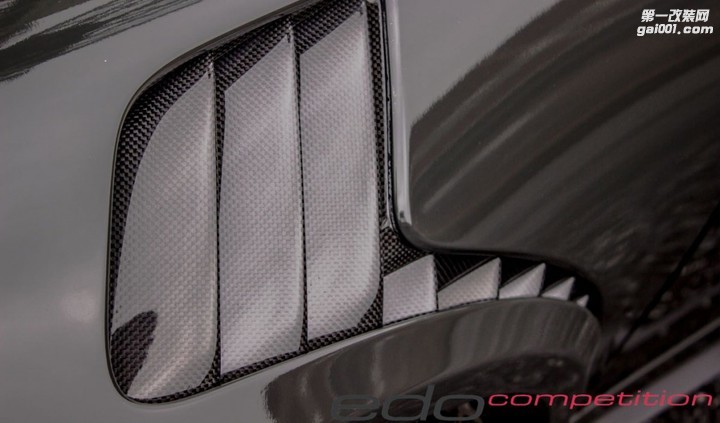 edo-competition-Porsche-911-GT3-RS-Carbon-Sport-package-9-1024x602.jpg