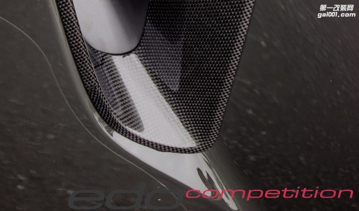 edo-competition-Porsche-911-GT3-RS-Carbon-Sport-package-13-1024x602.jpg