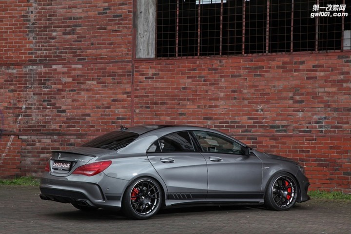 Schmidt Revolution改装奔驰AMG CLA45