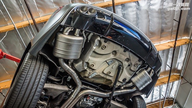 奥迪RS7改装ak天蝎钛合金运动排气