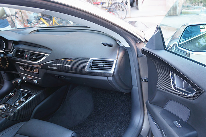 车易冠奥迪A7碳纤维方向盘、手球、内饰件升级改装