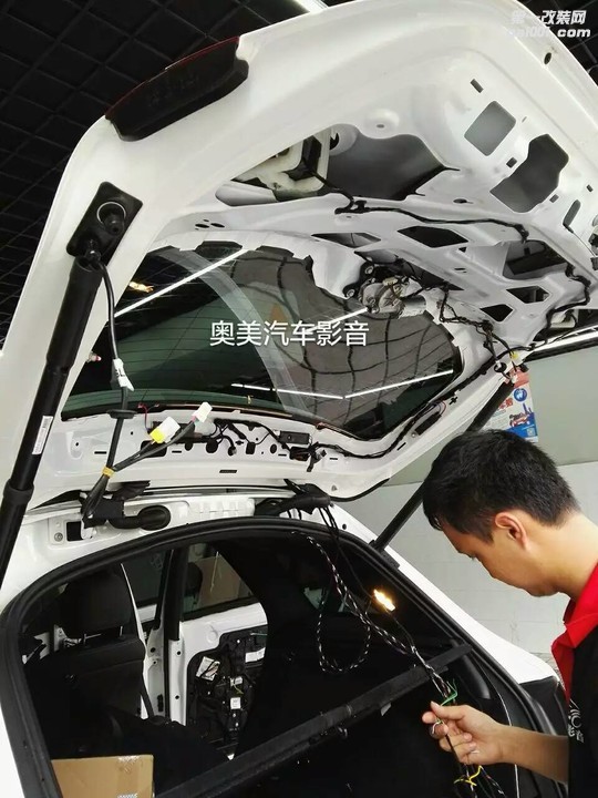 深圳雷克萨斯NX原车屏幕改装手写凯立德导航高清倒车影像