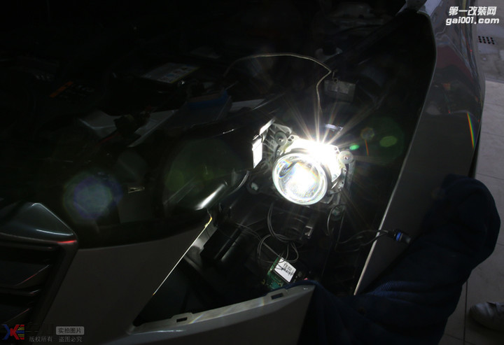 【炫酷改灯】凯迪拉克XT5车灯太暗升级双光透镜