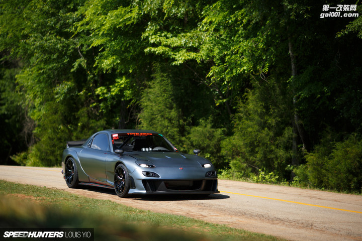 Louis_Yio_2016_Speedhunters_RX7_17-1200x800.jpg
