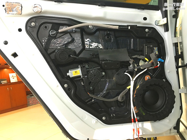 沃尔沃V60CC音响改装丹拿音响英雅仕功放-深圳赛电汽车音响