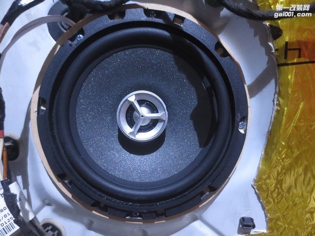 26后声场Rich RC165.1同轴喇叭特写照.JPG