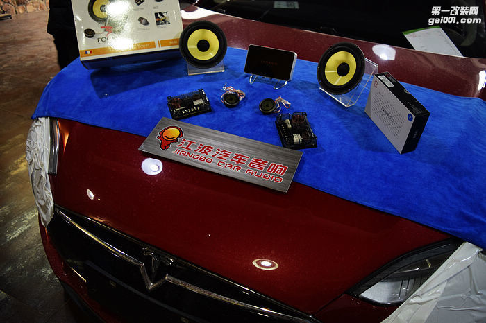 合肥江波——特斯拉MODEL S汽车音响改装顶级品牌法国劲浪