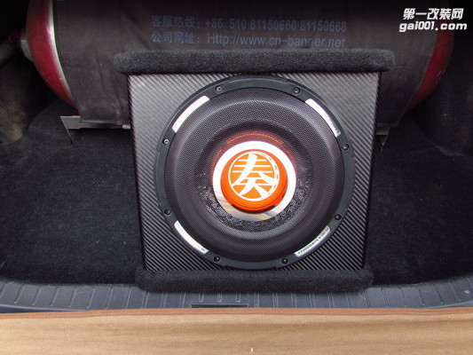音响听世界合肥江波音响改装比亚迪F3 加装低音炮
