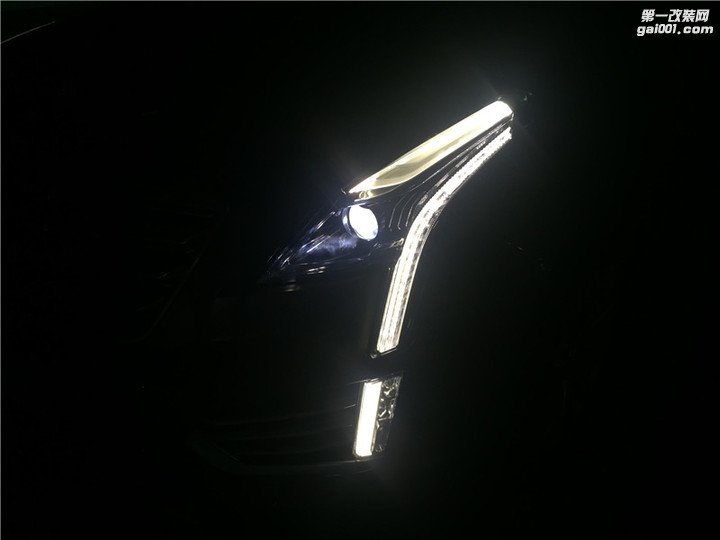 凯迪拉克XT5改装原厂高配大灯 25T升级28T高配大灯 海拉全LED...