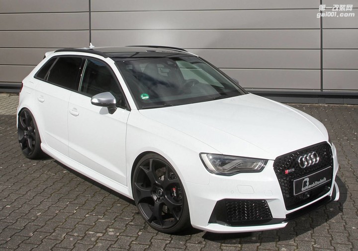 Audi-RS3-2.jpg