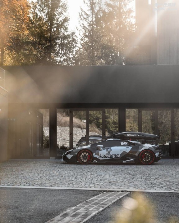 Jon-Olsson-Huracan-7.jpg