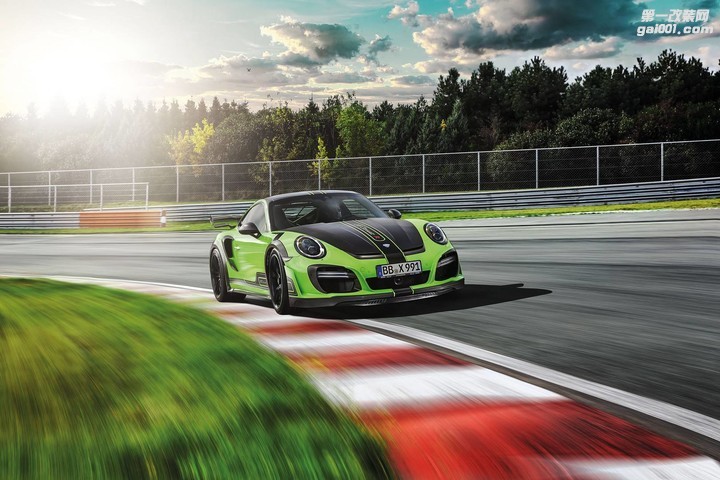 TECHART-GTstreet-R-1.jpg