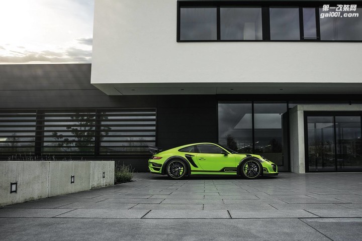 TECHART-GTstreet-R-4.jpg