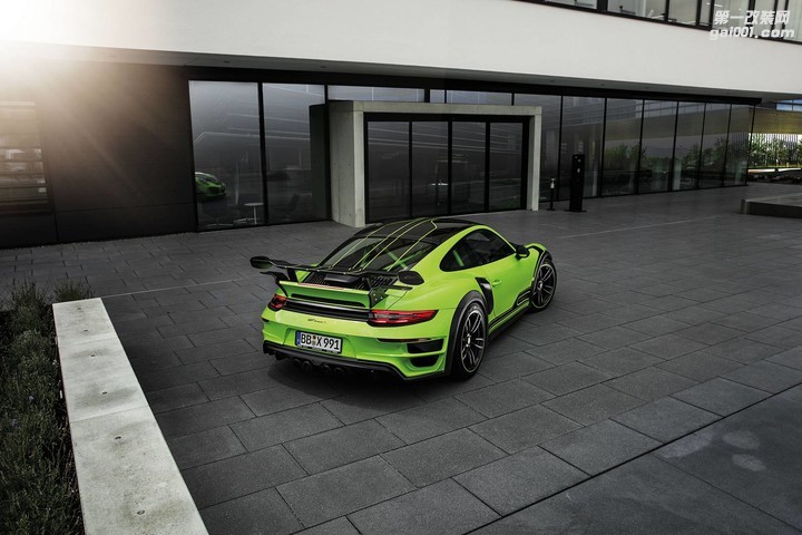 TECHART-GTstreet-R-6.jpg