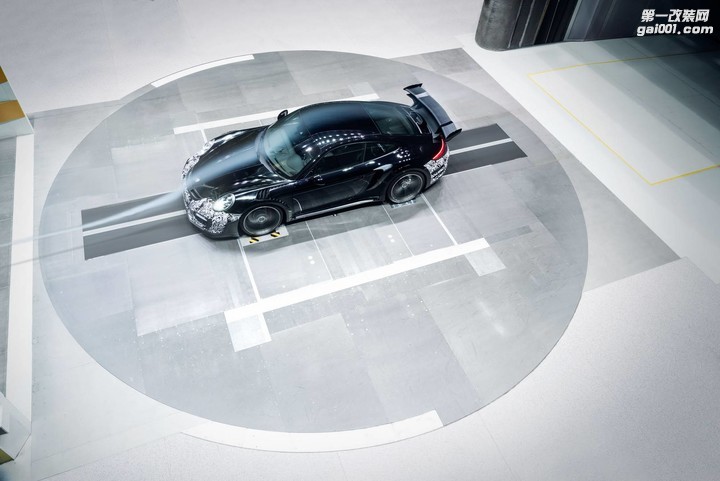 TECHART-GTstreet-R-13.jpg