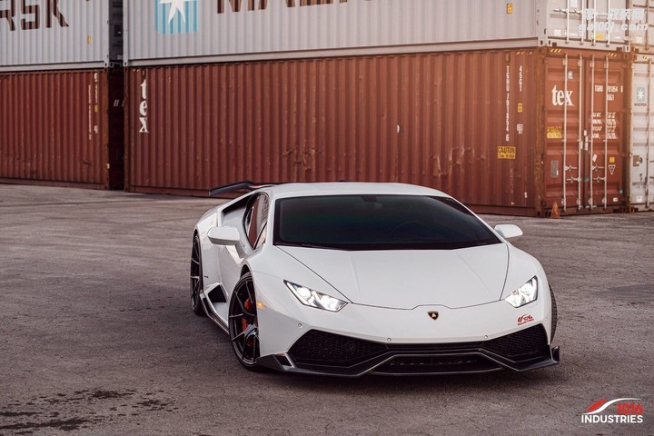Lamborghini-Huracan-Renato-11.jpg