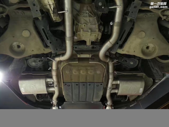 捷豹新款XF 2.0T 改装RES中尾段双边单出智能可变双阀门排气；