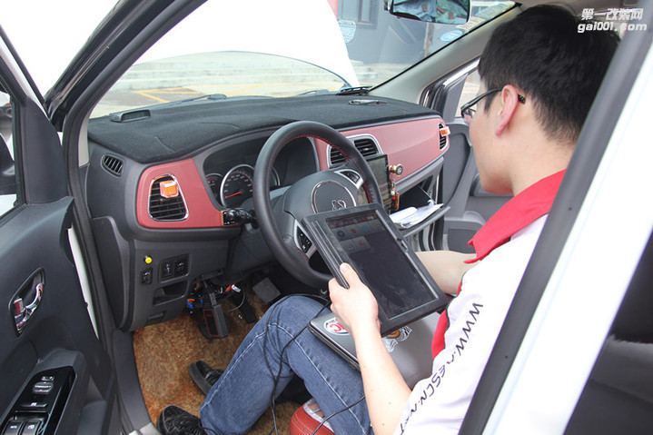 国内第一台长安欧力威x6刷艾森ECU升级，解决驾驶过程中的...