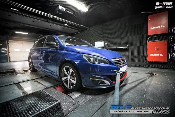 159-hp-peugeot-308-12-turbo-has-gti-twin-exhaust-and-body-kit_5.jpg