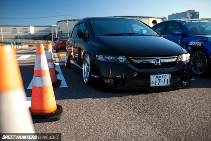 TAS2017-carpark-blakejones-speedhunters-1611-1200x800.jpg