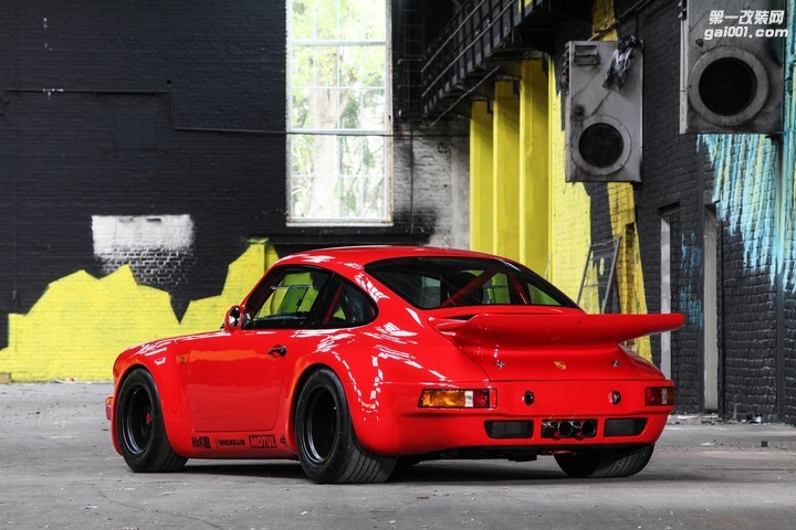 911-RS-3.5-Red-Evolution-6.jpg