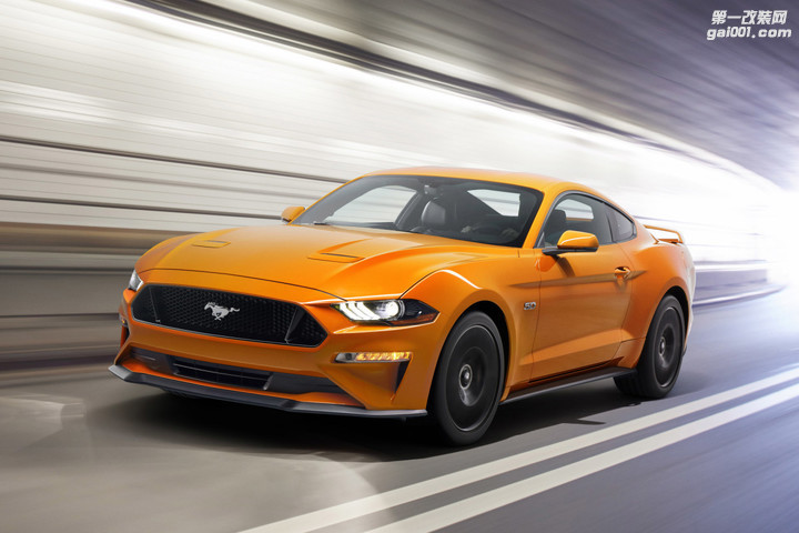 2018-Ford-Mustang-04-1200x800.jpg