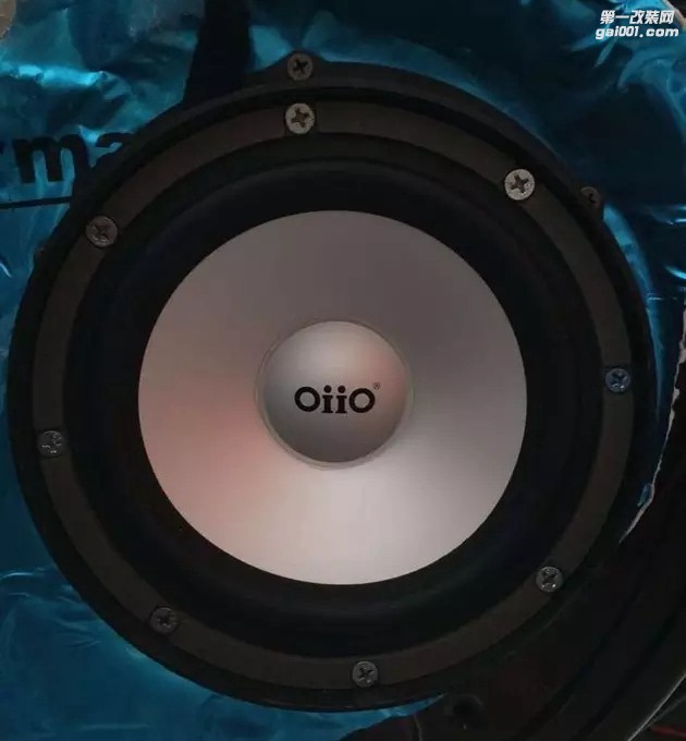 斯柯达昊锐音响升级德国oiio欧艾X5.3三分频重播音乐原汁原味