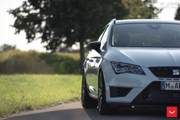 SEAT Leon Cupra ST改装Vossen轮毂