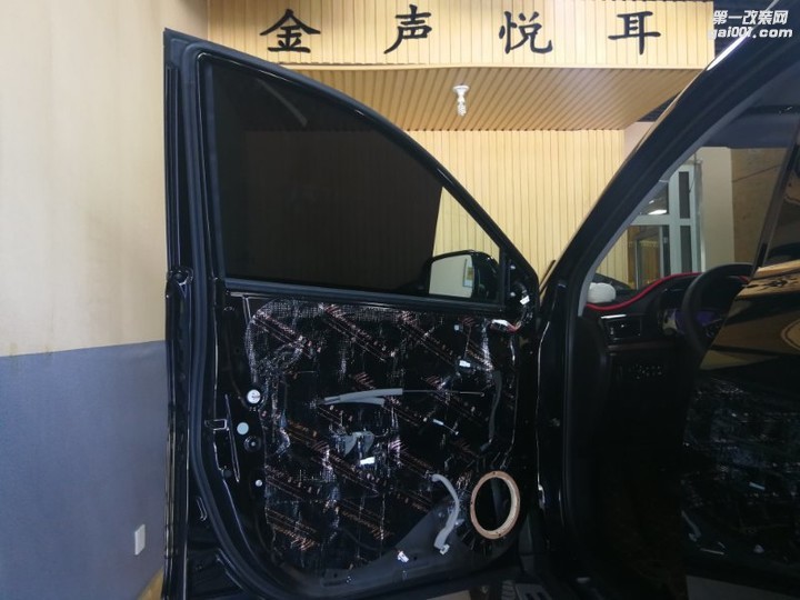 济宁首台传奇GS8汽车音响改装升级德国卡文K62德国曼迪