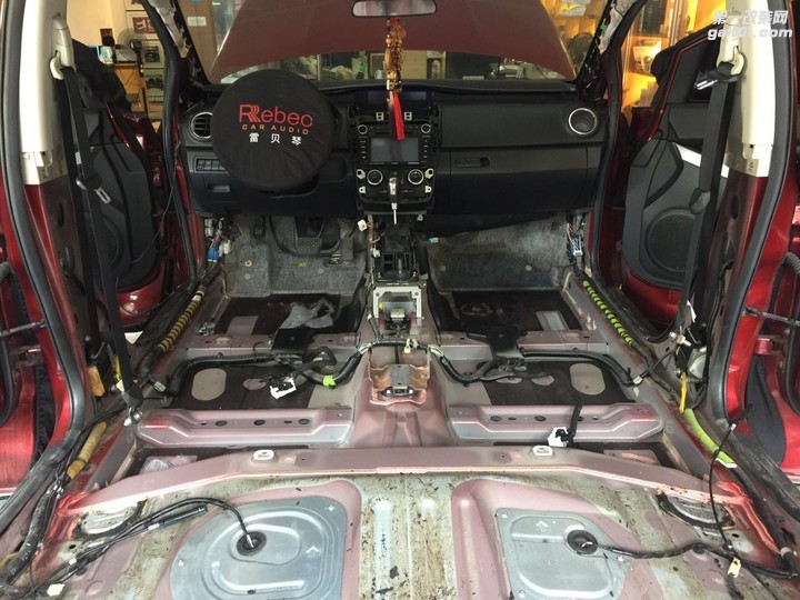 【温州左声道汽车音响改装】马自达CX-7全车音响升级雷贝琴