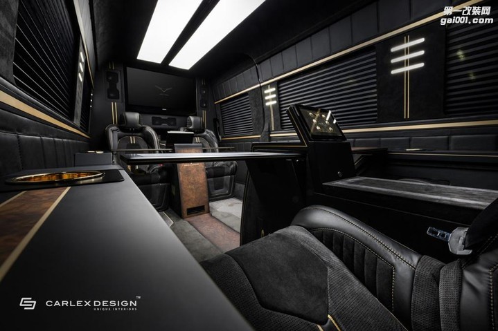 Carlex-Mercedes-Benz-Jet-Van-seats.jpg
