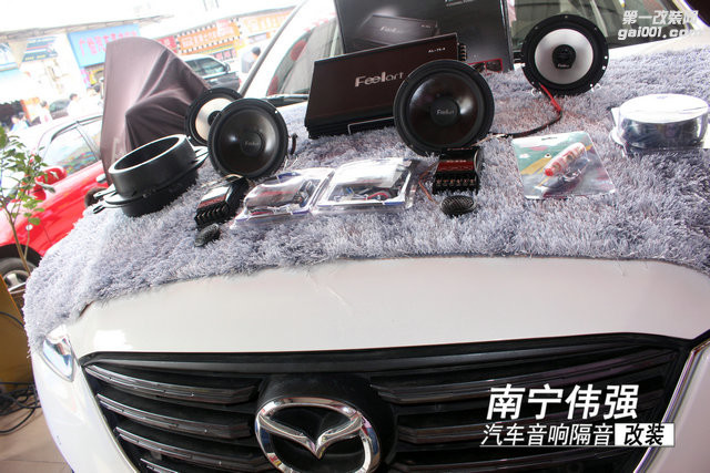 南宁马自达CX-5专业汽车音响隔音导航改装芬朗音响伟强改装