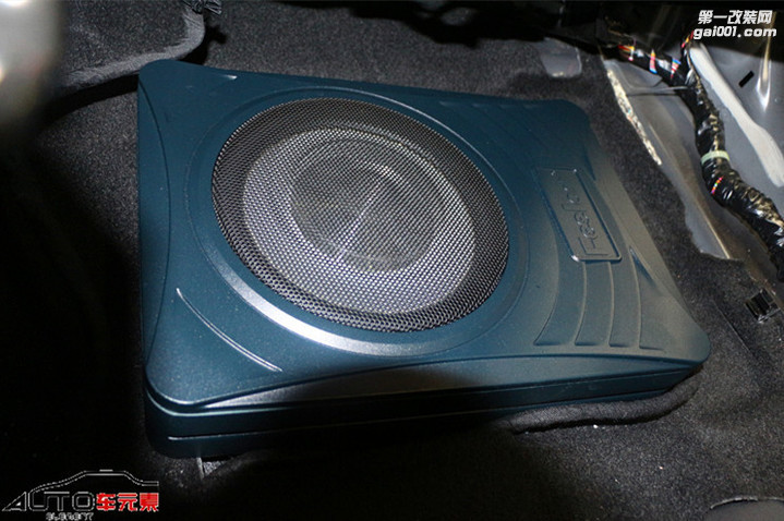 广州新款广汽传祺GS8音响改装大能四门隔音+无损升级音响