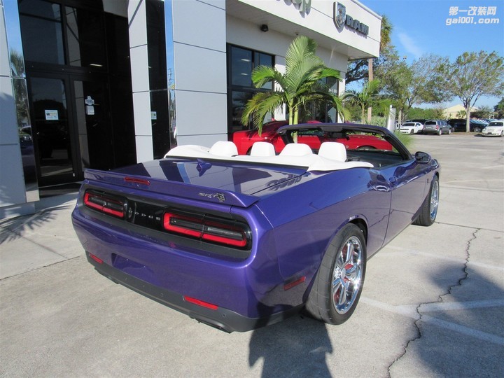 2016-dodge-challenger-srt-hellcat-convertible-in-vero-beach-fl_12.jpg