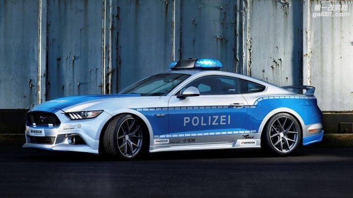 Ford-Mustang-German-police-car-750x422.jpg