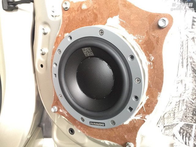 雷克萨斯ES250改装丹拿272两分频—佛山汽车音响改装