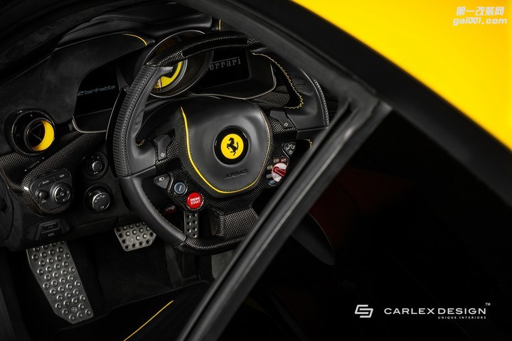 Carlex Design改装黄色法拉利F12的内饰