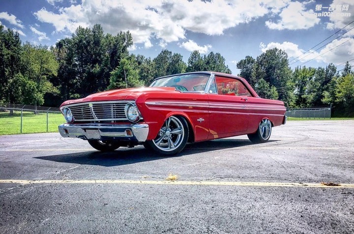 coyote-v8-swapped-1965-ford-falcon-sprint-is-restomodding-done-right_1.jpg