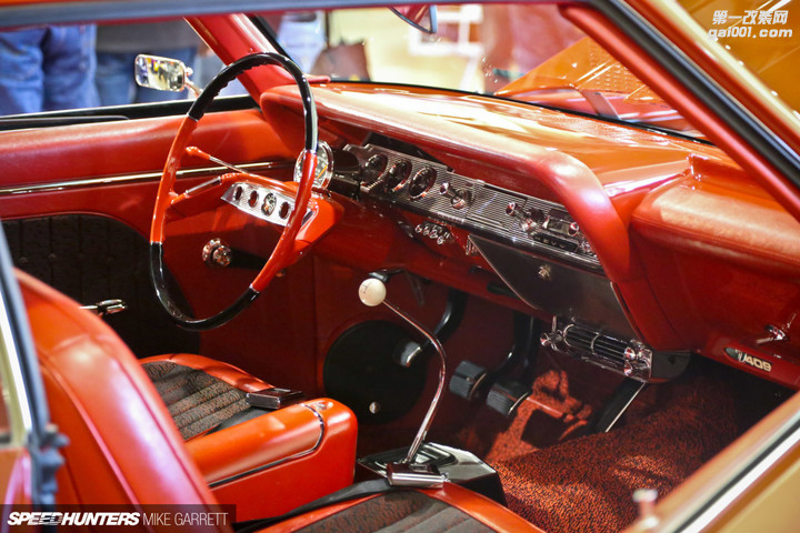定制改装60年代初的复古Camaro