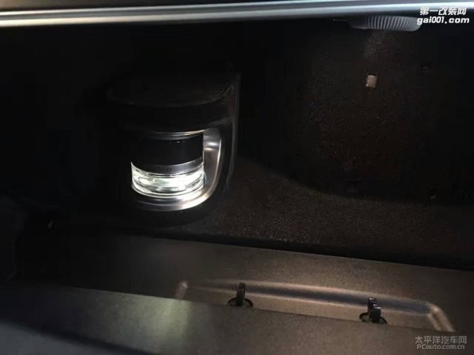 郑州奔驰新E300 E200 W213加装原厂香氛香薰香水系统迈巴赫香氛