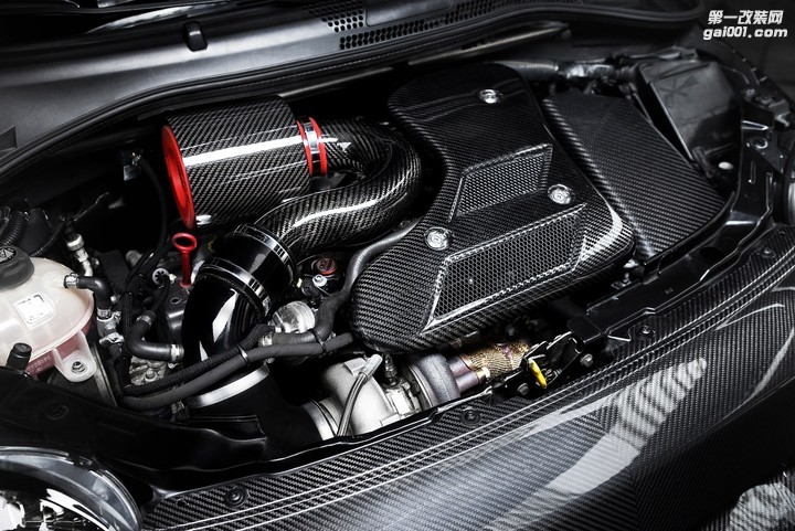 15_pogea_ares_detail-engine-bay-3_web.jpg