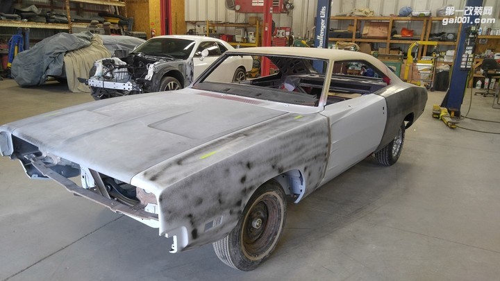1969-dodge-charger-body-dropped-onto-challenger-hellcat-shell-in-monster-swap_12.jpg