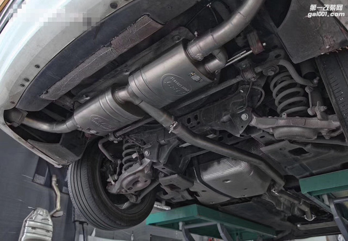 蒙迪欧马丁款 升级RES中尾段智能可变阀门排气系统；