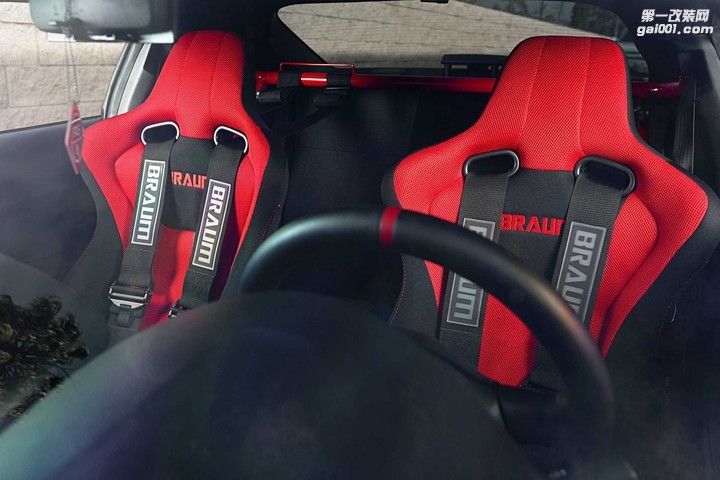2014-scion-fr-s-rs-1-braum-racing-venom-series-racing-seats.jpg