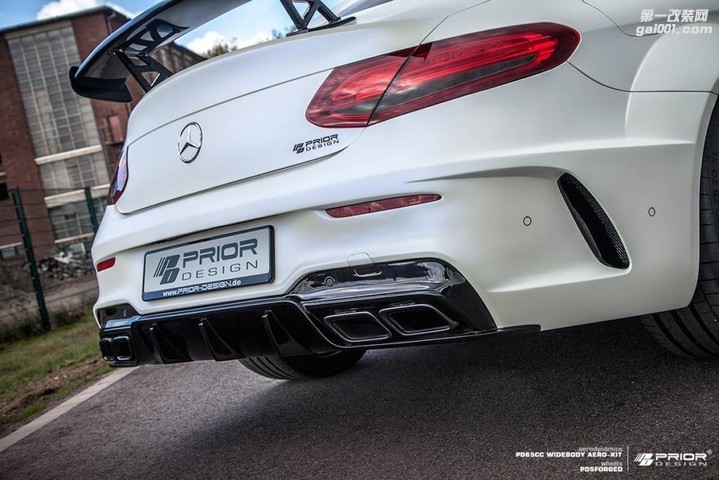 prior-design-mercedes-amg-c63-coupe-is-a-brutish-beauty_8.jpg