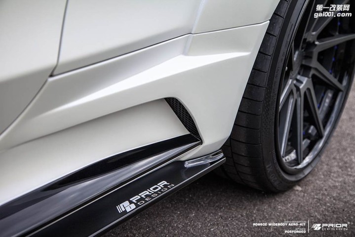 Prior Design发布奔驰AMG C63轿跑车宽体套件