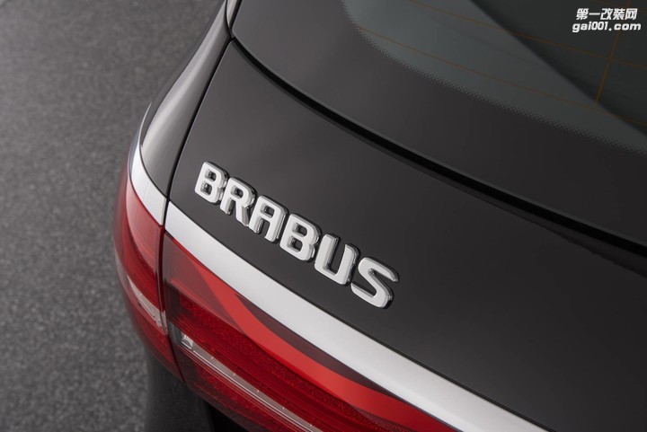 Brabus改装梅赛德斯奔驰E级旅行车